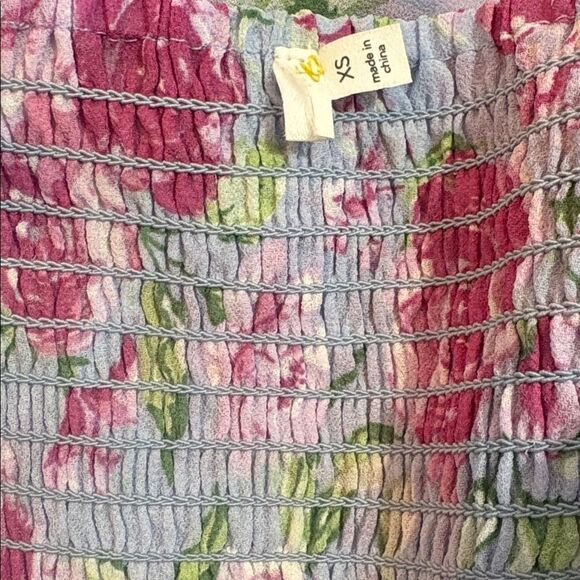 New ASTR The Label Revolve Floral Front Slit Milkmaid Midi Dress - Picture 6 of 6